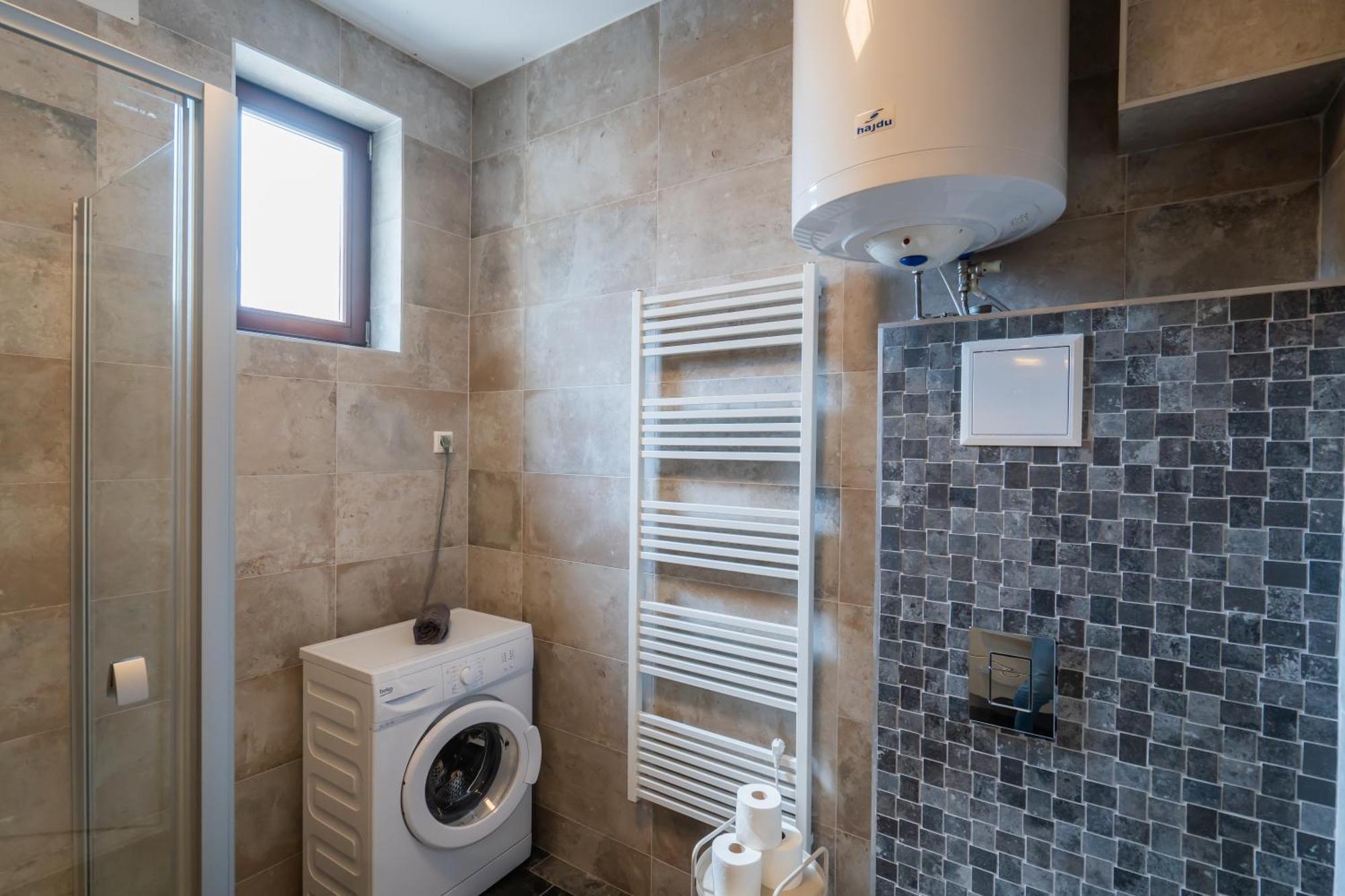 Fox A11 Apartman *
